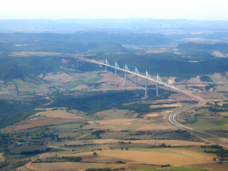 41_viaduc-de-millau