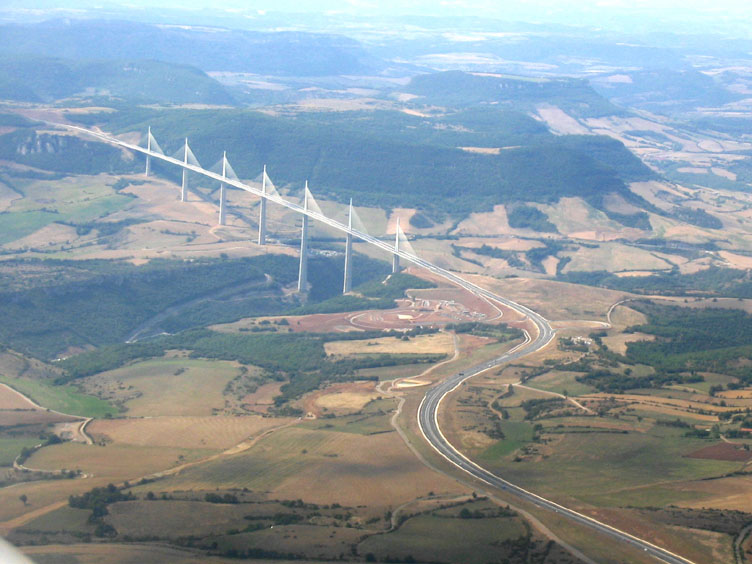 43_viaduc-de-millau