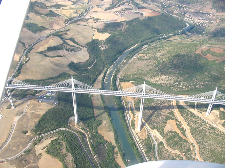 49_viaduc-de-millau