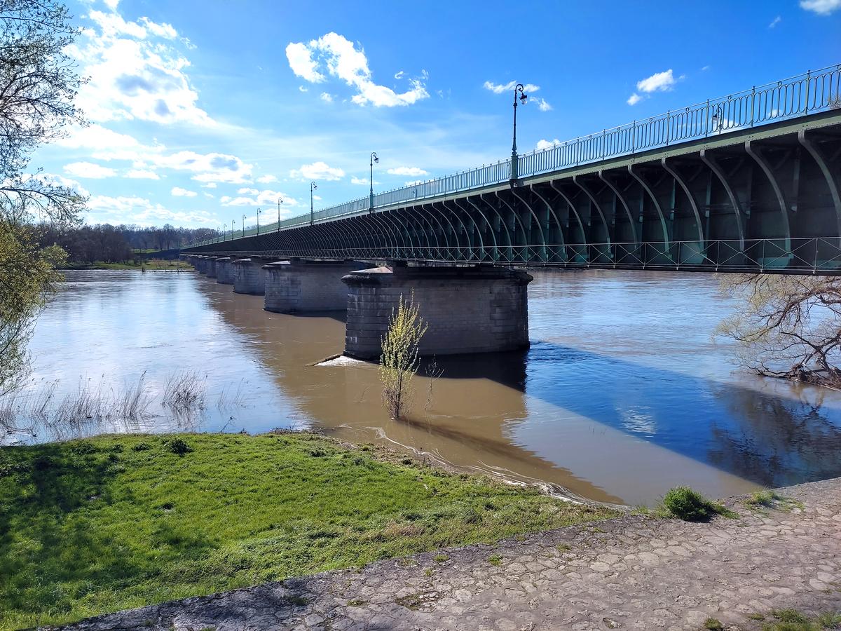 6-pont_canal_briare.jpg